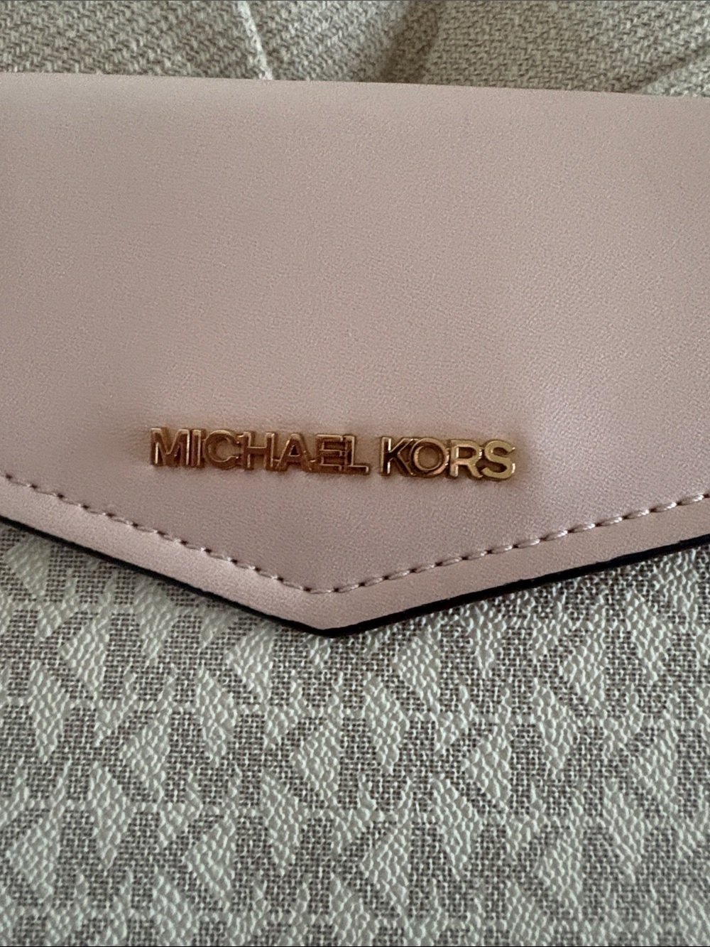 Michael Kors Signature Logo Envelope Clutch - Light Pink & Taupe - Picture 2 of 8